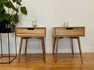 2 Comodini in legno in stile scandinavo