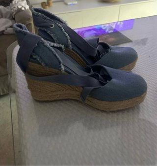 Cuñas Stradivarius Azul Talla 38