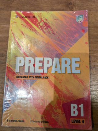 Prepare Level 4 Student's Book with eBook (Camb...