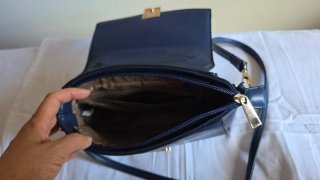 Bolso bandolera azul piel sintética
