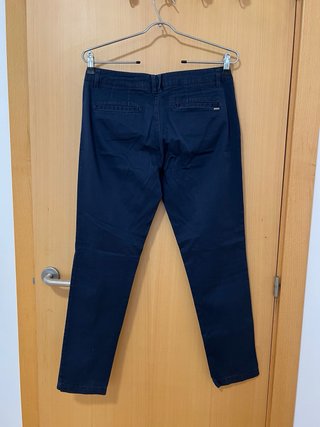Pantalón azul marino Mango