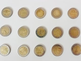 25 Monedas de 2€ Raras