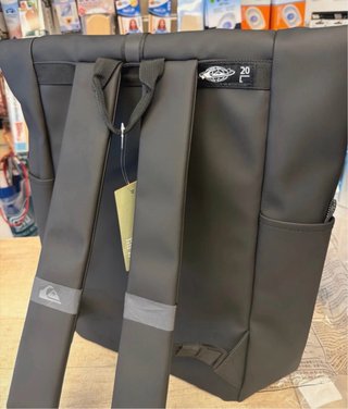 Mochila Quiksilver Evoly 20L Negra