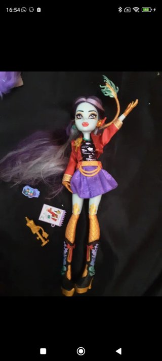 Jinafire G3 Monster High muñeca