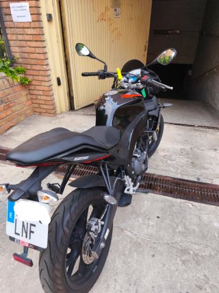 Aprilia RS 125 50 Aniversario Negra/Roja