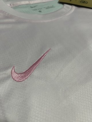 Camiseta Nike Brasil Rosa  TALLA M