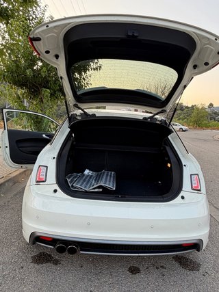 Audi A1 185 Stronic 3p - Full extras