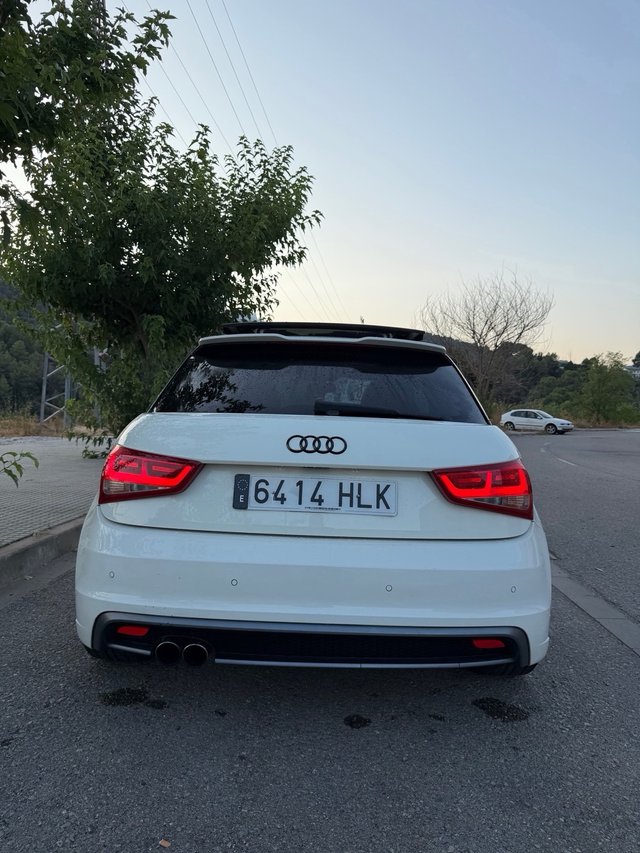 Audi A1 185 Stronic 3p - Full extras