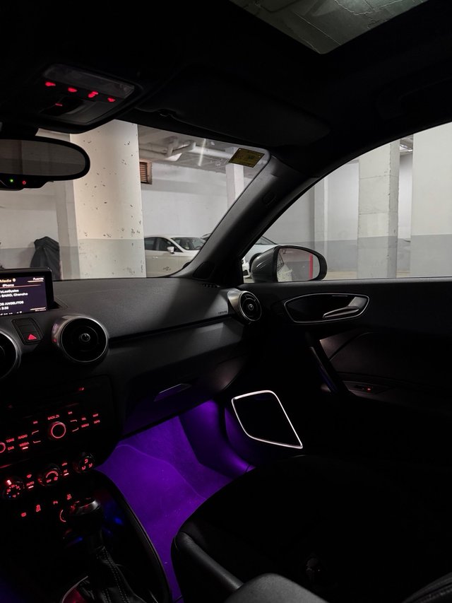 Audi A1 185 Stronic 3p - Full extras