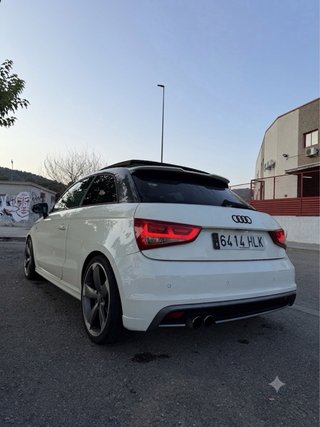 Audi A1 185 Stronic 3p - Full extras