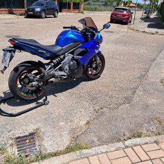 Kawasaki ER-6f 2009