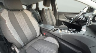Peugeot 3008 PureTech 130 S&S Active Pack EAT8 96 kW (130 CV)