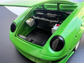 Porsche 911 UT Models 1/18
