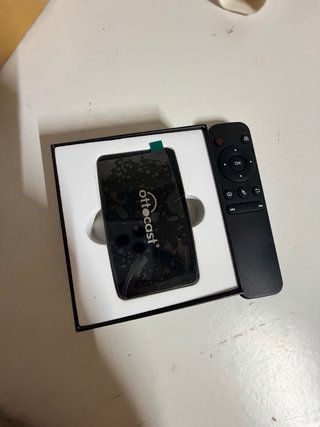 Ottocast CarPlay AI Box Play2Video Pro
