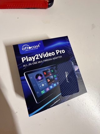 Ottocast CarPlay AI Box Play2Video Pro