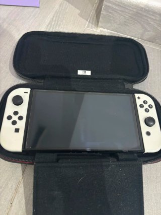 Nintendo Switch OLED Viola/Bianco