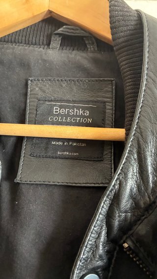 Cazadora Piel Negra Hombre Bershka