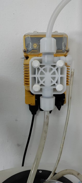 2 Bombas Dosificadoras SEKO + Motor Agitador 230V