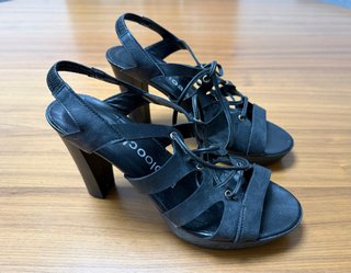 Sandalias tacón negras T.38