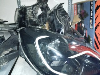 Lote Faros LED y Xenón Toyota C-HR