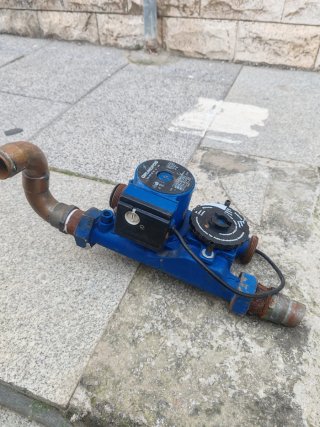Bomba de circulación Grundfos UPS 25-60