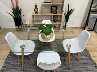 Comedor NUEVO mesa + 4 sillas