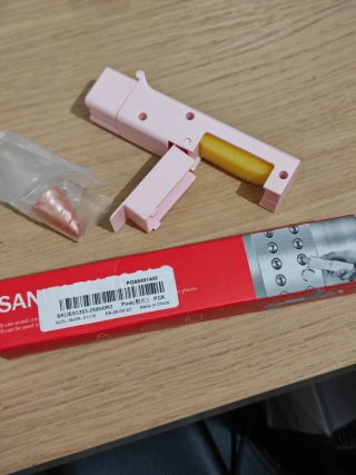 Strumento Sanitario Anti-Contatto Tascabile