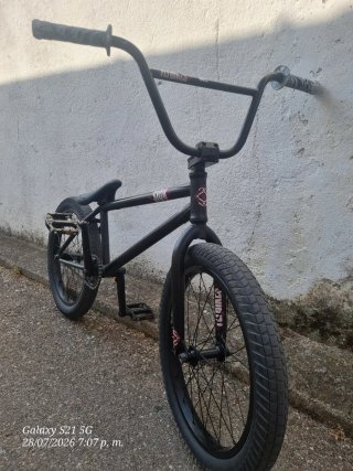 Bicicleta BMX Fly Bikes Pro
