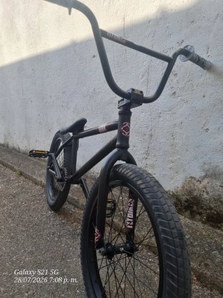Bicicleta BMX Fly Bikes Pro