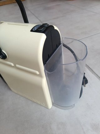 Cafetera DeLonghi Nespresso Crema