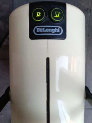 Cafetera DeLonghi Nespresso Crema