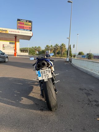 Honda CBR 600 RR Azul/Blanca