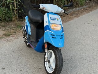 Piaggio Typhoon 50 Benetton formula 1