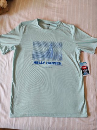 Camiseta Helly Hansen. Nueva original
