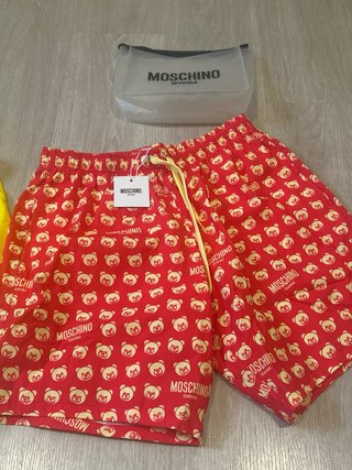 2 Bañadores Moschino Nuevos sin usar