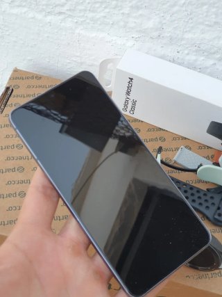 Samsung Galaxy S21 5G e Watch4