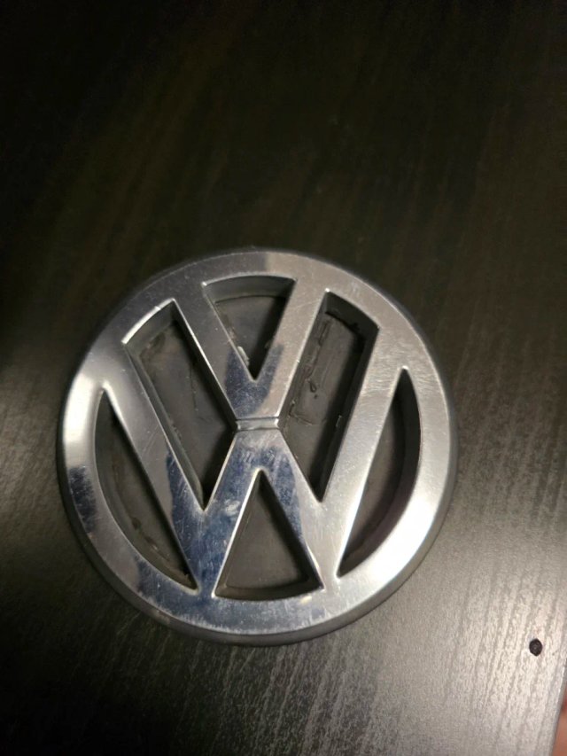 Emblema Trasera VW T4