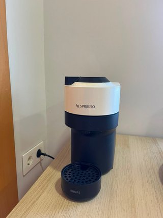 Cafetera Nespresso Vertuo Blanca