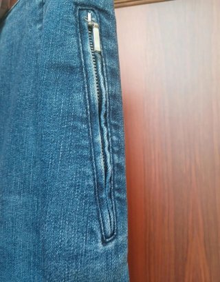 Jeans donna vita alta con zip