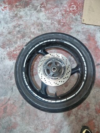 Llantas Suzuki GSR 600