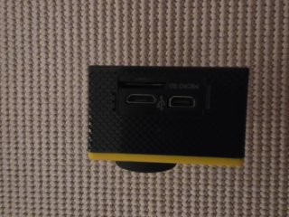 Mini cámara deportiva 4K con funda sumergible