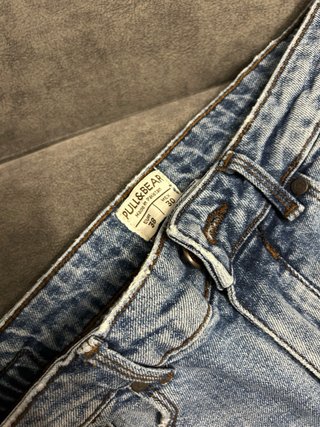 Jeans corti Pull&Bear strappati