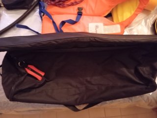 Embarcación Ozeam 3.30m con motor 10cv