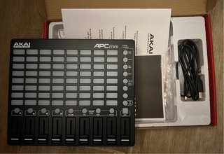 Akai APC Mini Controlador