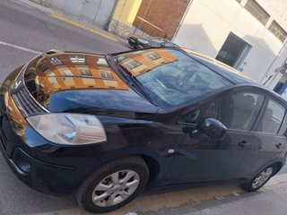 Nissan Tiida 2008