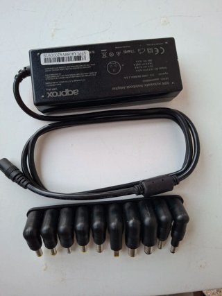 Cargador Aprox. Portátil con Múltiples Conectores