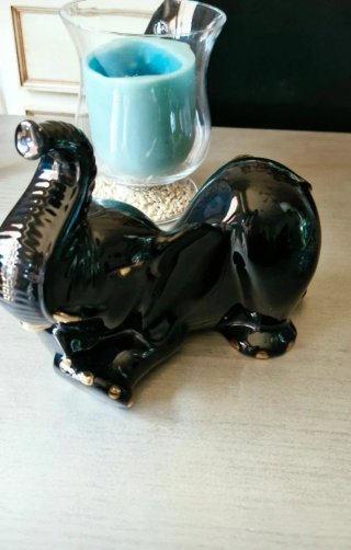 Figura Elefante Grande Negro y Dorado