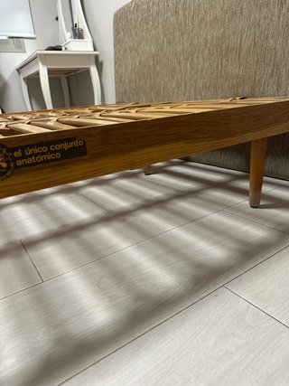 Estructura de cama de madera