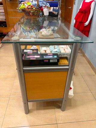 Mobiliario de tienda expositor