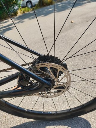 Specialized Tarmac SL6 Disc Pro – SRAM Force AXS –